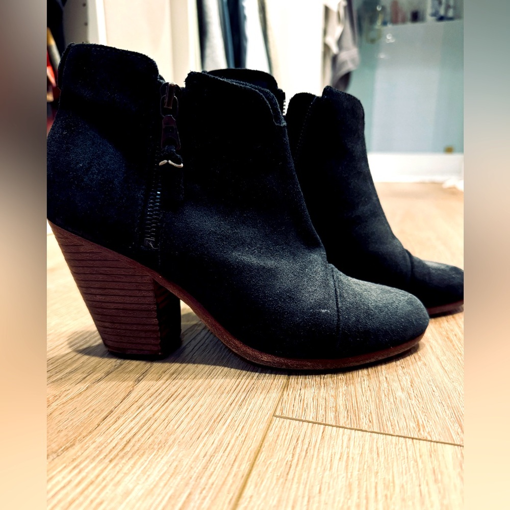 Rag and bone 38.5 boots black suede